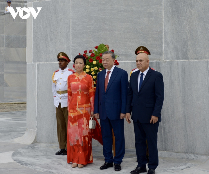 Tổng Bí thư, Chủ tịch nước Tô Lâm tưởng niệm Anh hùng dân tộc Cuba Jose Marti - 2