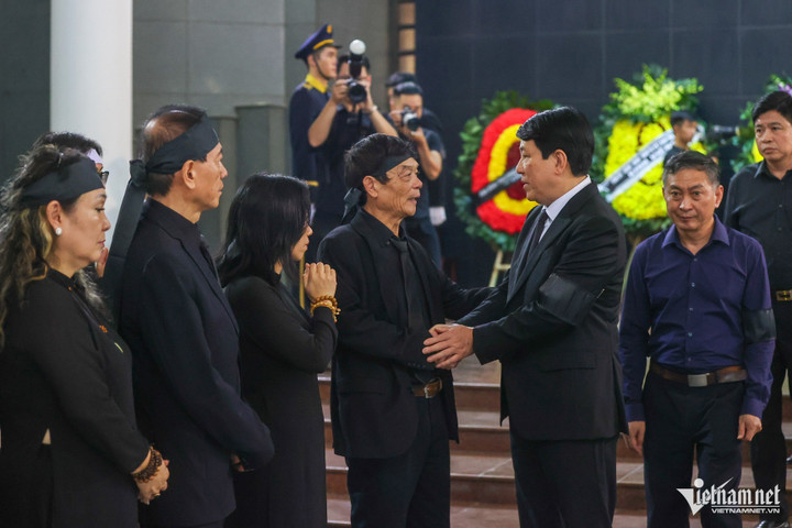 Thường trực Ban Bí thư Lương Cường viếng Phu nhân Đại tướng Võ Nguyên Giáp - 8