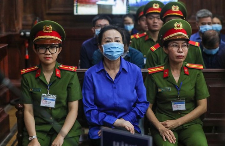 Bà Trương Mỹ Lan tại phiên tòa. (Ảnh: Tân Châu)