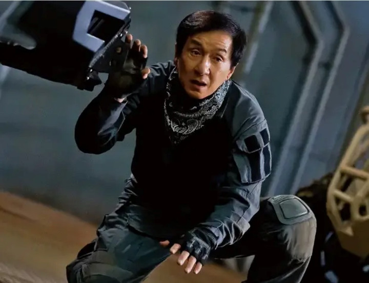 Tạo hình của Thành Long trong Kế hoạch gấu trúc.