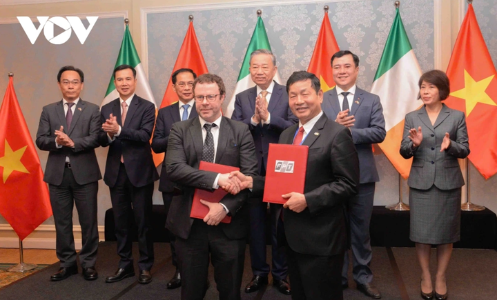 FPT và Trung tâm ADAPT Research Center, Đại học Dublin sẽ hợp tác về đào tạo nguồn nhân lực công nghệ cao trong lĩnh vực AI.