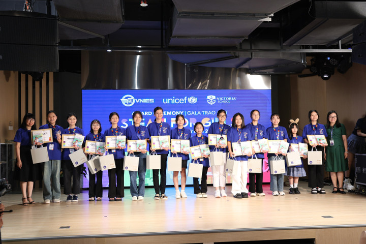 14 đội thi còn lại nhận giải đồng của STEAM for Girls 2024.