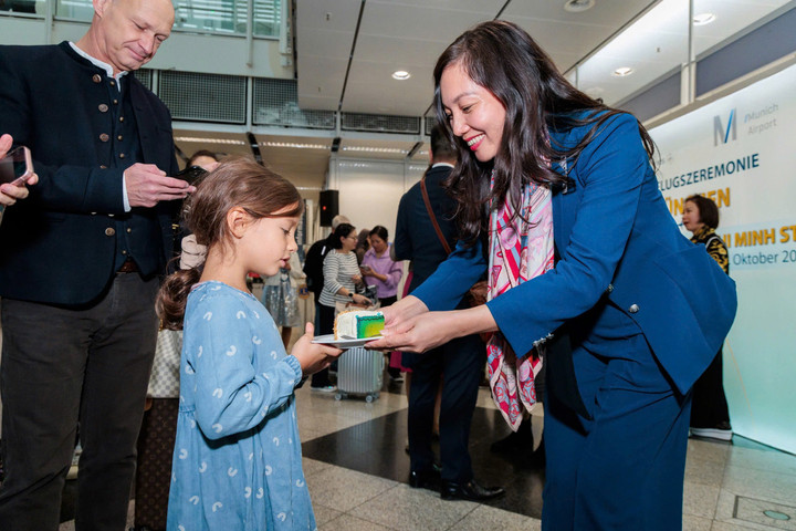 Vietnam Airlines khai trương đường bay thẳng đến thành phố Munich, Đức - 4