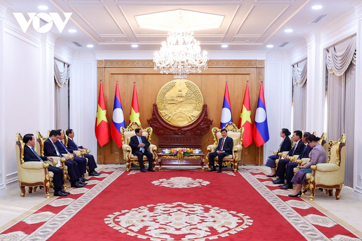 Toàn cảnh cuộc gặp.