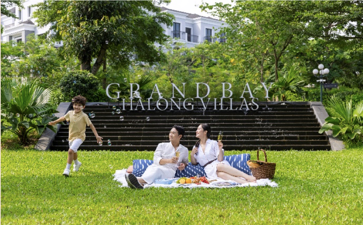 Grand Bay Halong Clubhouse - “trái tim” dịch vụ tiện ích tiêu chuẩn 5 sao của toàn khu, đáp ứng đầy đủ nhu cầu thư giãn - vận động - giải trí - kết nối cho cư dân.