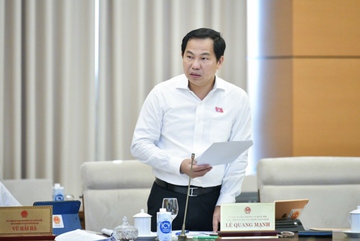 Chủ nhiệm Ủy ban Tài chính Ngân sách Lê Quang Mạnh.