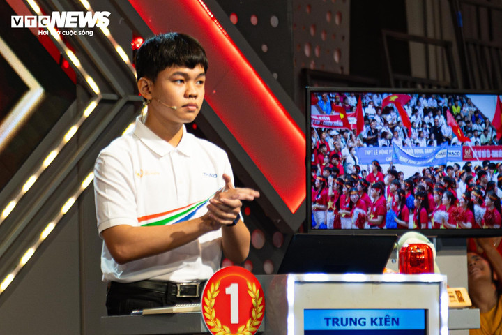 Trực tiếp chung kết Đường lên đỉnh Olympia 2024: Phú Đức trở thành quán quân - 7