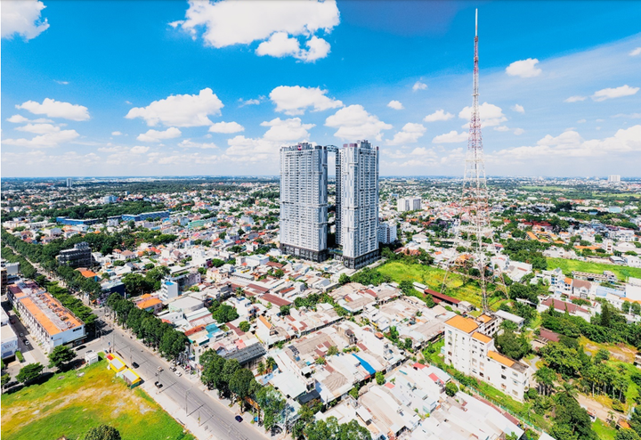 Không chỉ nổi bật về “tốc độ”, khu căn hộ còn thu hút bởi nhiều điểm nhấn độc bản: Kiến trúc, tiện ích, vị thế...