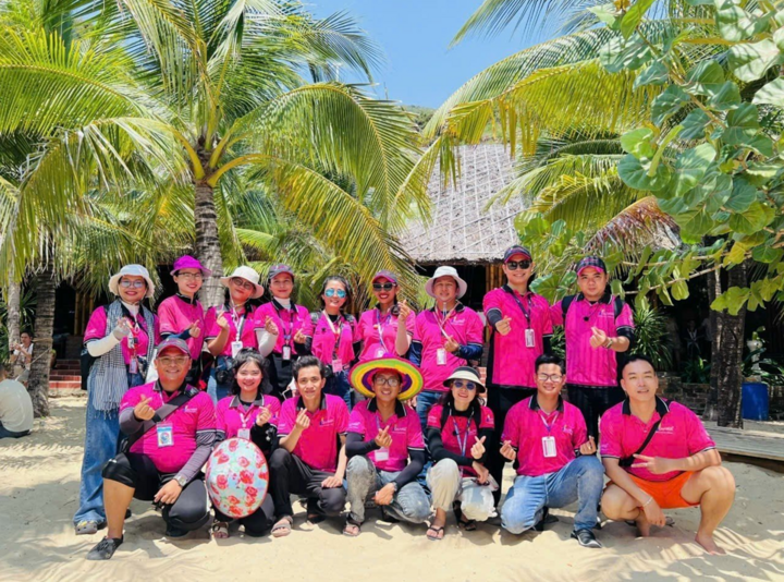 Hướng dẫn viên Quy Nhơn Tourist tràn đầy sức trẻ, năng động và nhiệt huyết.