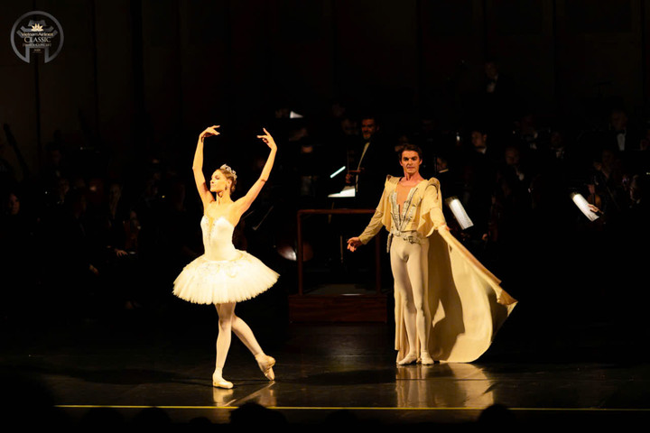 Tại đêm công diễn thứ 2, Vietnam Airlines Classic – Hanoi Concert 2024 mang đến cho khán giả các trích đoạn ballet cổ điển từ Nhà hát Bolshoi danh tiếng.