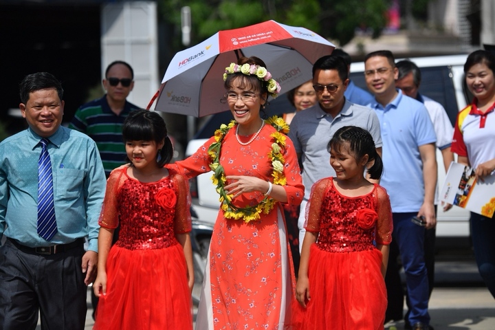 Tiến sĩ Phương Thảo cho rằng sự tham gia của phụ nữ trong các ngành khoa học sẽ thay đổi khi bé gái được tiếp cận, lựa chọn môn học, ngành học theo đúng năng lực của mình.