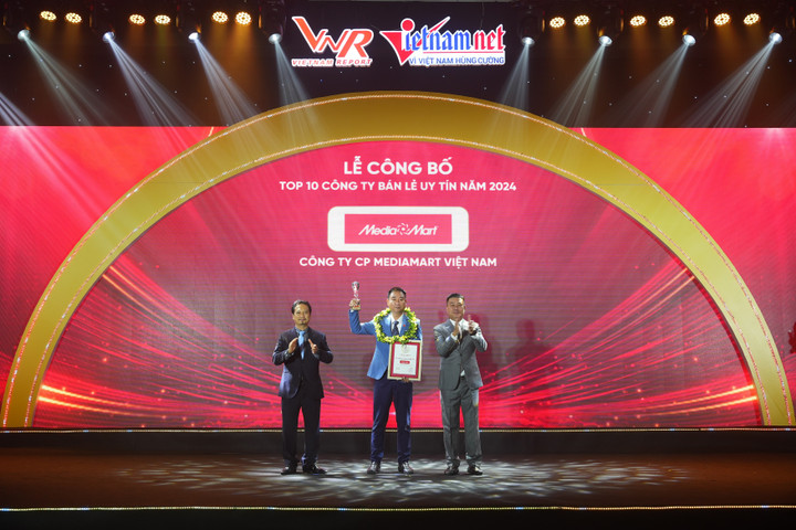 MediaMart 7 năm liên tiếp ghi danh trong Top 10 Công ty bán lẻ uy tín - 1