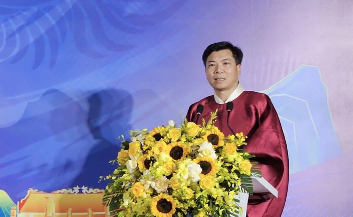 Ông Nguyễn Mạnh Cường, Giám đốc Sở Văn hóa và Thể thao Ninh Bình thông tin về Festival Ninh Bình lần thứ III với chủ đề "Dòng chảy di sản".