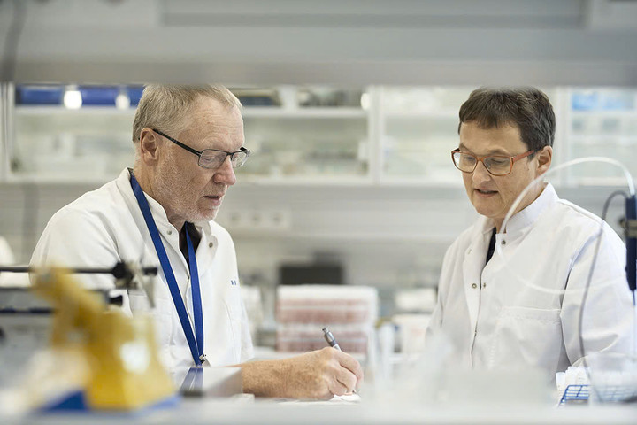 Sự ứng dụng rộng rãi của thuốc GLP-1 RA vẫn gặp rào cản khi mở rộng độ tiếp cận, Giáo sư Holst chia sẻ. (Ảnh: University of Copenhagen)