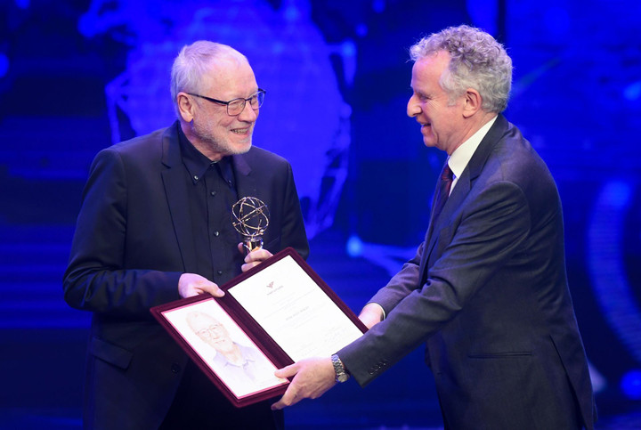 Giáo sư Holst đánh giá cao tầm quan trọng của Giải thưởng VinFuture trong kết nối trí tuệ toàn cầu. (Ảnh: VinFuture)