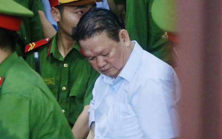 Bị cáo Nguyễn Văn Vịnh, cựu Bí thư Tỉnh ủy Lào Cai có nhiều huân, huy chương.