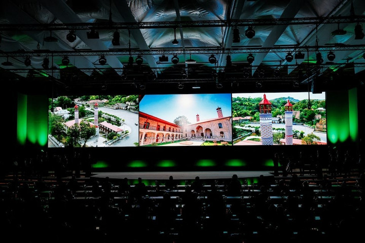 Toàn cảnh một phiên hội nghị.