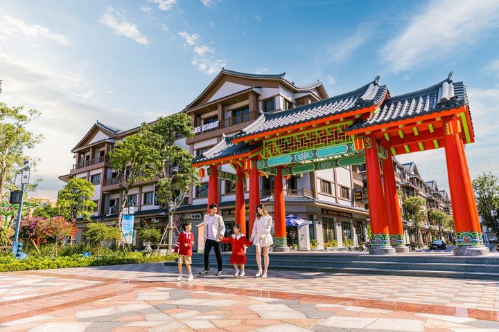 Bao quanh phân khu San Hô là các toạ độ thường xuyên diễn ra các lễ hội đặc sắc.