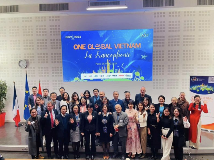 Ảnh chụp đại biểu tham dự sự kiện One Global Vietnam được tổ chức tại Pháp vào tháng 10/2024. (Ảnh: AVSE Global)