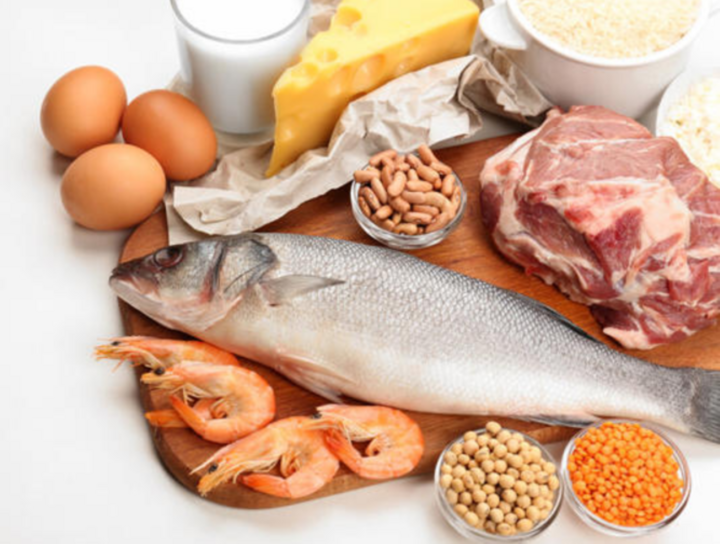 Protein cần thiết cho sức khỏe con người. (Ảnh: Aboluowang)