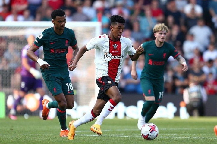 Southampton chạm trán Liverpool tại Premier League