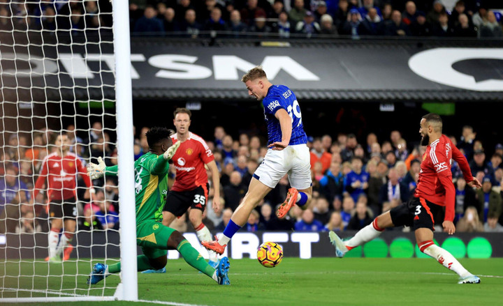 Hệ thống phòng ngự của Man Utd chỉ có Onana chơi tốt. (Ảnh: Getty Images)