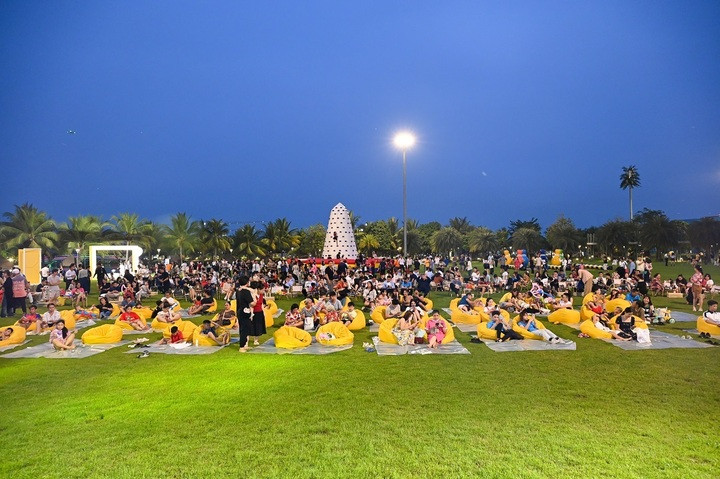 Sau 5 năm phát triển, Vinhomes Grand Park là chốn sống hoàn hảo của hơn 60.000 cư dân.