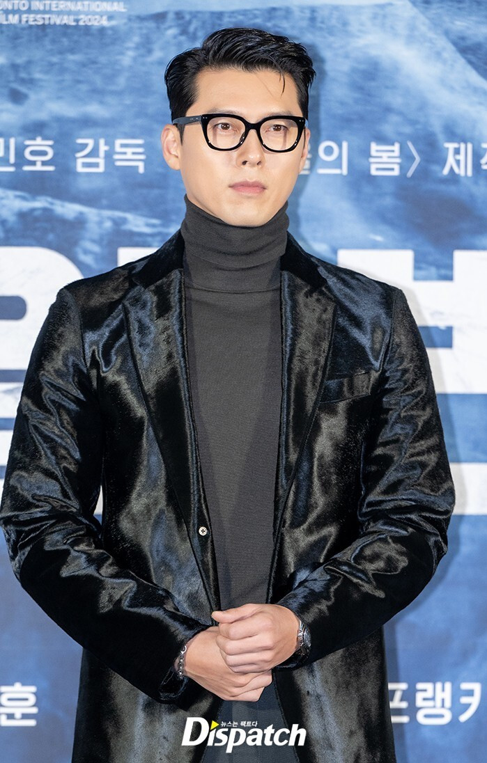 Hyun Bin xuất hiện bảnh bao, lịch lãm tại họp báo sau khi bị chê phát tướng, già nua.