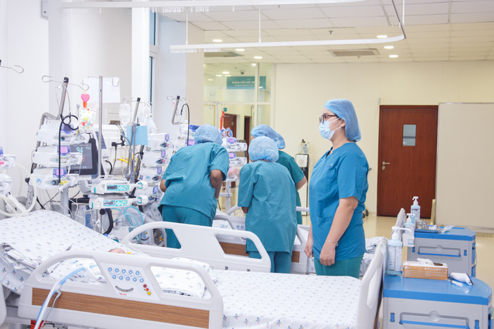 Vinamilk đồng hành cùng tổ chức MD1World tài trợ mổ tim cho trẻ em có hoàn cảnh khó khăn tại Bệnh viện Nhi đồng TP.HCM.