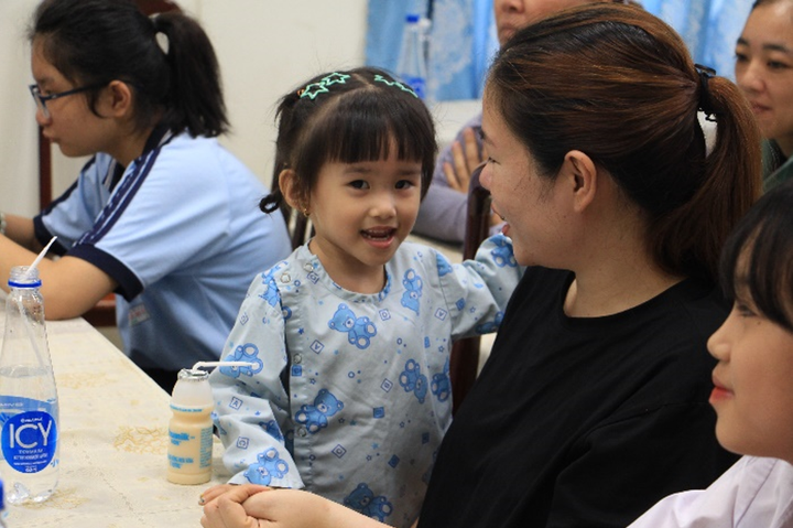 Nụ cười của các “chiến binh nhí” kiên cường vượt qua bệnh tật là động lực để chương trình được duy trì suốt gần 30 năm.