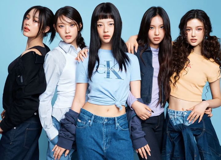 NewJeans tự kết thúc sự nghiệp bằng cách tuyên bố chấm dứt hợp đồng với công ty chủ quản ADOR.