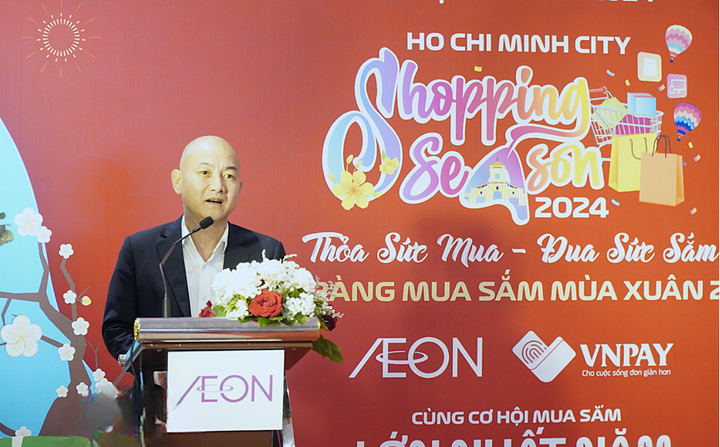 Ông Nguyễn Nguyên Phương - Phó Giám đốc Sở Công Thương TP HCM - phát biểu tại Lễ phát động chương trình Shopping Season 2024.