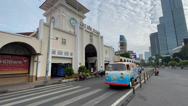 Co.opSmile tổ chức 2 ngày roadshow dạo quanh thành phố mừng sinh nhật lần thứ 8 - 1