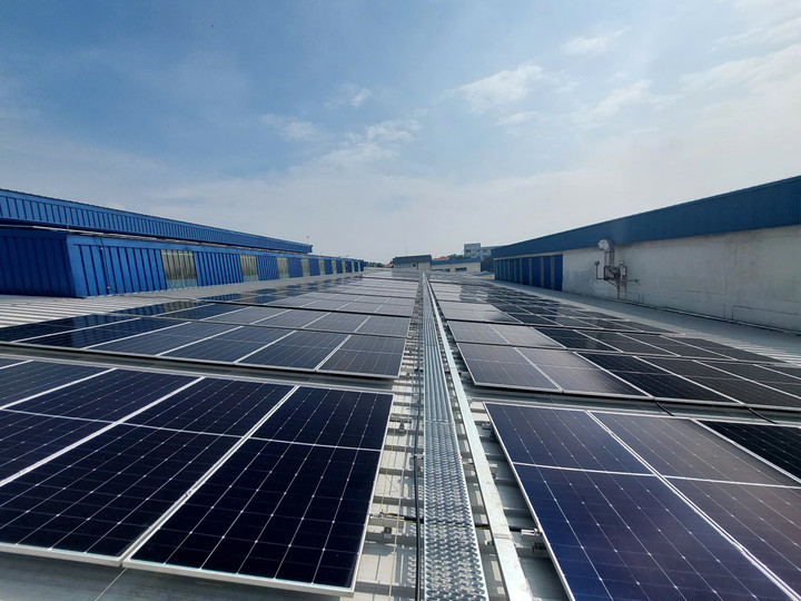 Các nhà máy của FrieslandCampina tận dụng năng lượng mặt trời, giảm phát thải CO2.