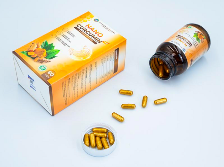 Sản phẩm chăm sóc sức khỏe dạ dày Nano Curcumin YHDT. (Ảnh: Lê Bảo)