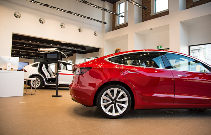 Tesla đang tung ra nhiều chương trình ưu đã khi mua xe điện tại nhiều nước. (Ảnh: NZ Autocar)
