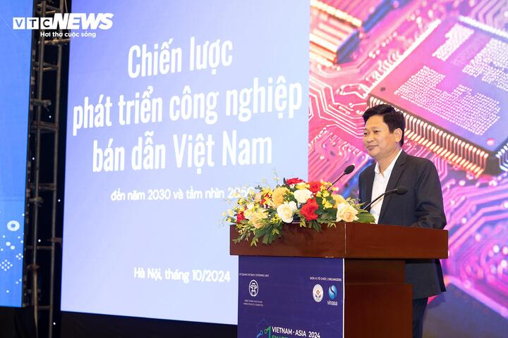 Ông Nguyễn Khắc Lịch, Cục trưởng Cục Công nghiệp CNTT&TT (Bộ TT&TT).