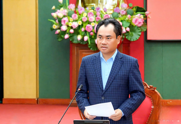 Bí thư Tỉnh ủy Trịnh Việt Hùng phát biểu chỉ đạo tại Hội nghị. (Ảnh báo Thái Nguyên)