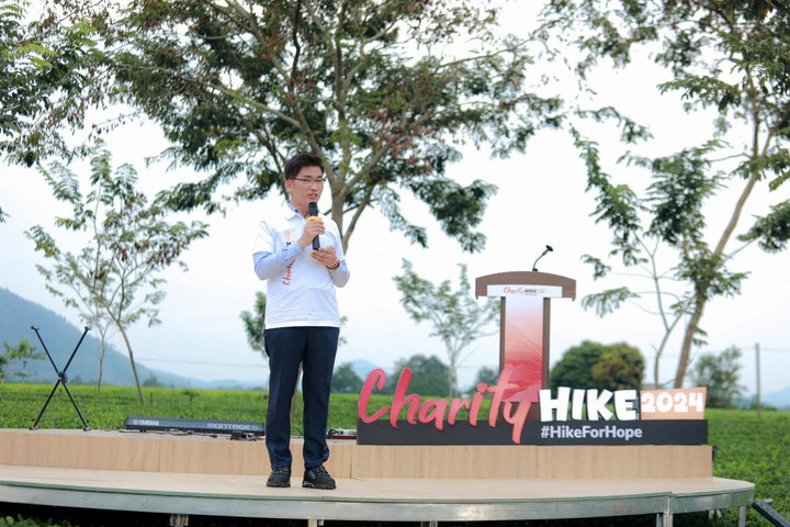 Ông Park Sungho - Tổng giám đốc nhà máy SEVT/SEV (Samsung điện tử Việt Nam tại Thái Nguyên và Samsung điện tử Việt Nam) - phát biểu khai mạc sự kiện.