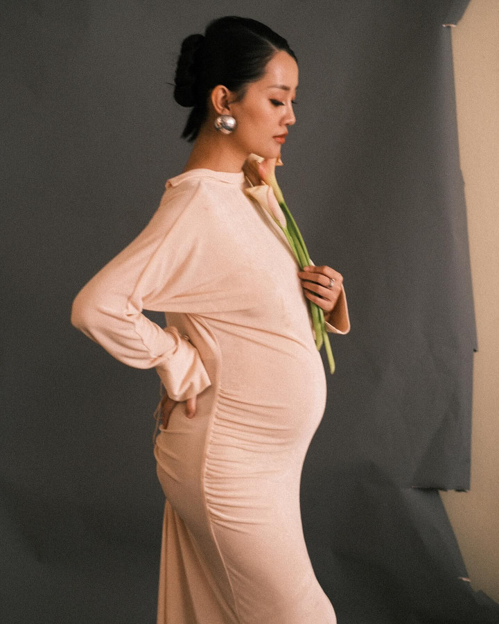 MC Quỳnh Chi hạnh phúc khi biết tin có bầu.