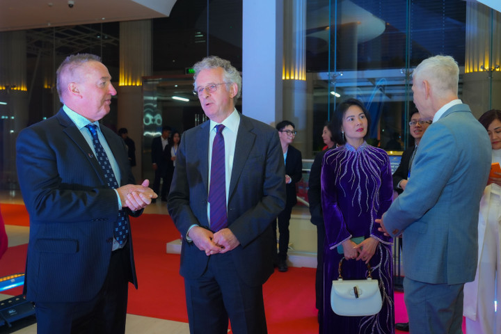 5 nhà khoa học về trí tuệ nhân tạo đạt giải thưởng danh giá nhất VinFuture 2024 - 14