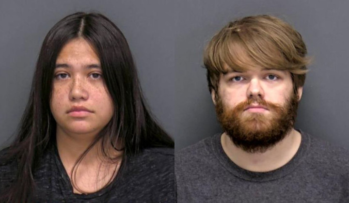 Sintia Perez và bạn trai Jace Hirschy đã bỏ mặc con gái nhỏ 2 tuổi chết trong tủ quần áo vì mải ngủ.