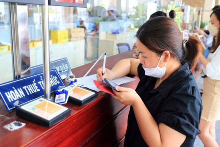 Năm 2024, cả nước miễn, giảm, gia hạn khoảng 191.000 tỷ đồng thuế, phí, lệ phí, tiền thuê đất. (Ảnh minh họa)