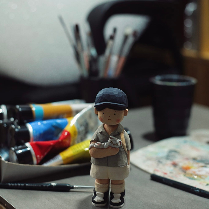 Công đoạn tô màu đem đến sự sinh động cho nhân vật.