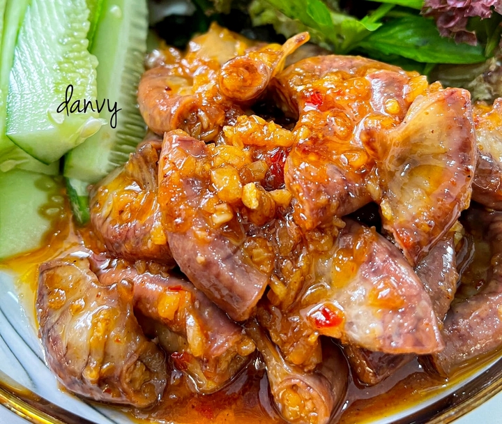 Lòng non cháy tỏi. (Ảnh: Danvy)
