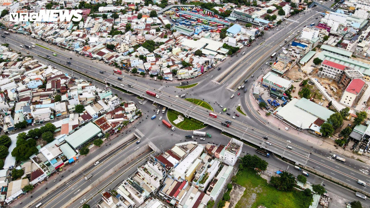 Nút giao ngã tư An Sương. (Ảnh: Hoàng Thọ)