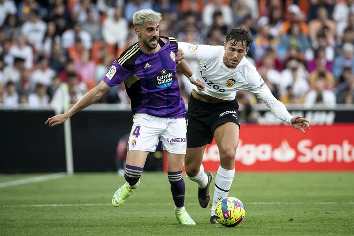 Valladolid chạm trán Valencia tại La Liga