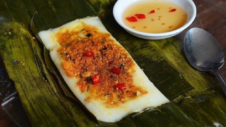 Bánh nậm Huế.