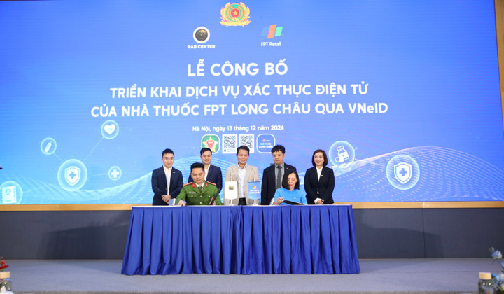 Mua thuốc trực tuyến từ FPT Long Châu qua ứng dụng VNeID - 2