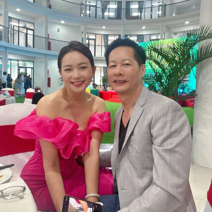 Phan Như Thảo hạnh phúc khi có ông xã làm hậu phương.